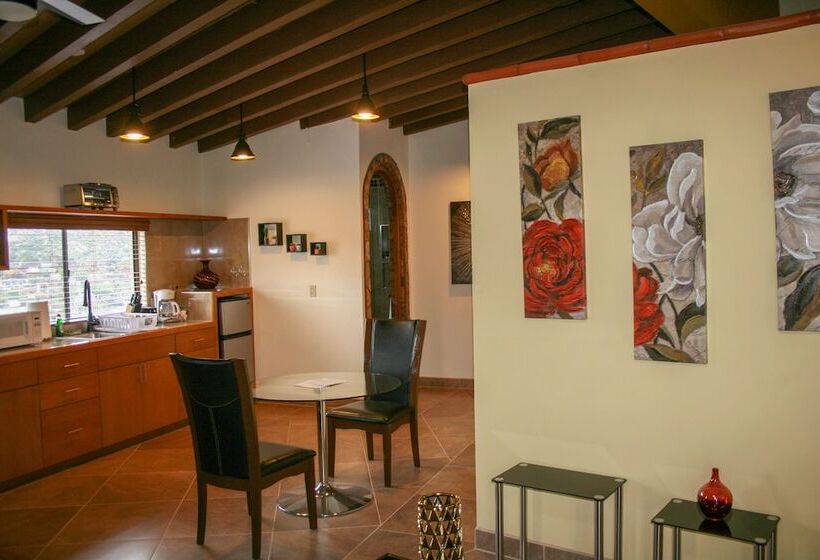 Short Stay Tecate Hotel Boutique