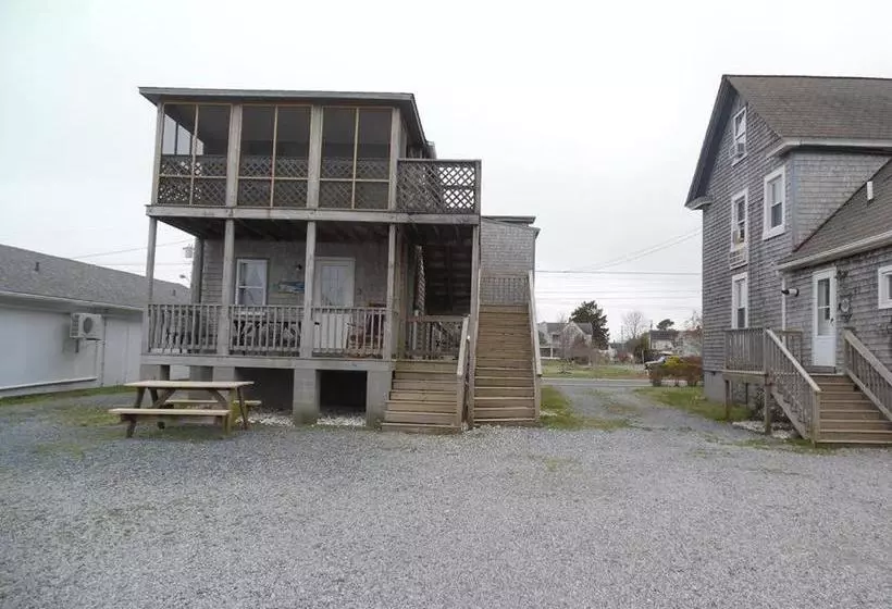 ユースホステル Seaside Apartment #22