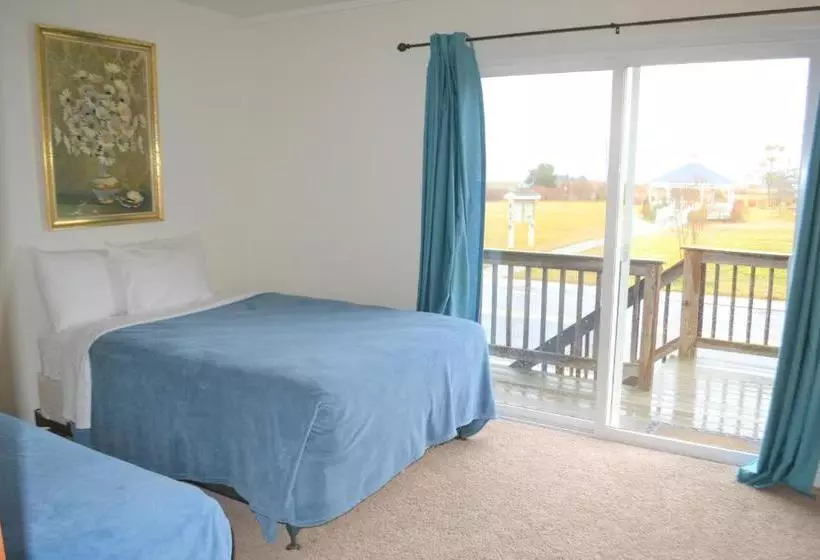 ユースホステル Seaside Apartment #22