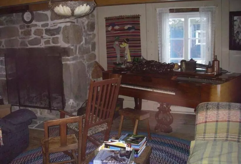 Aamiaismajoitus (B&B) Au Vieux Foyer