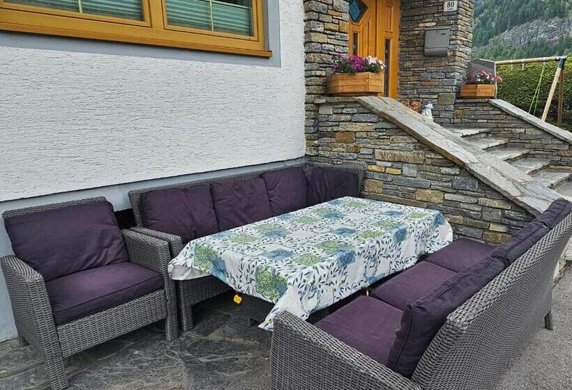 ベッドアンドブレックファースト Haus Pfeifenberger