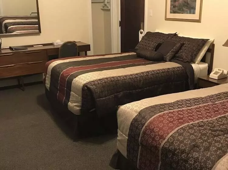 ホテル The Mountaineer