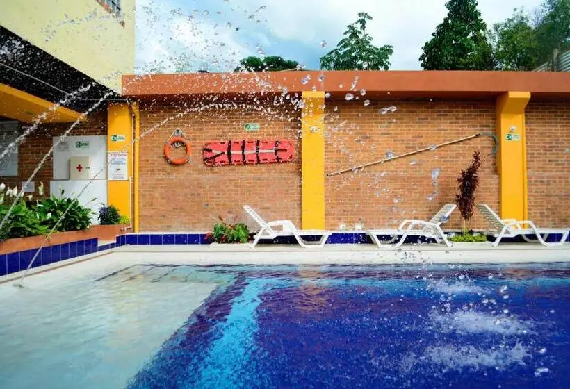 Hotelli Tropico Real Mesitas