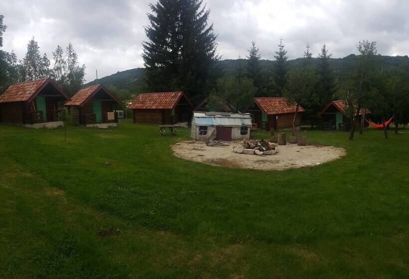 استراحتگاه Etno Selo Montenegro Campsite