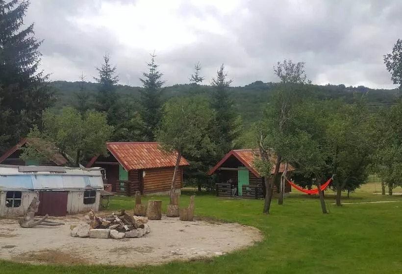 استراحتگاه Etno Selo Montenegro   Campsite