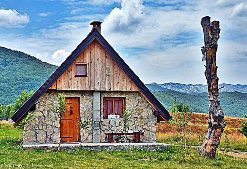 استراحتگاه Etno Selo Montenegro   Campsite