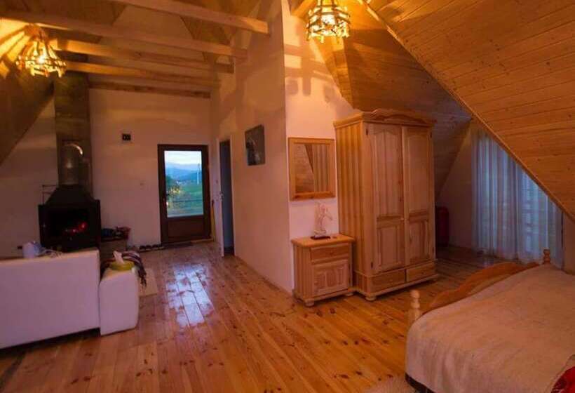 استراحتگاه Etno Selo Montenegro Campsite