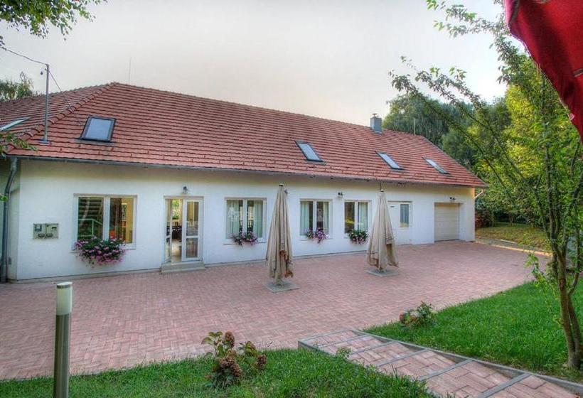 Tó Part Panzió Kőszeg