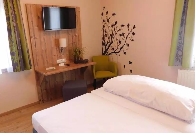 Retkeilymaja Gasthof Grüner Baum