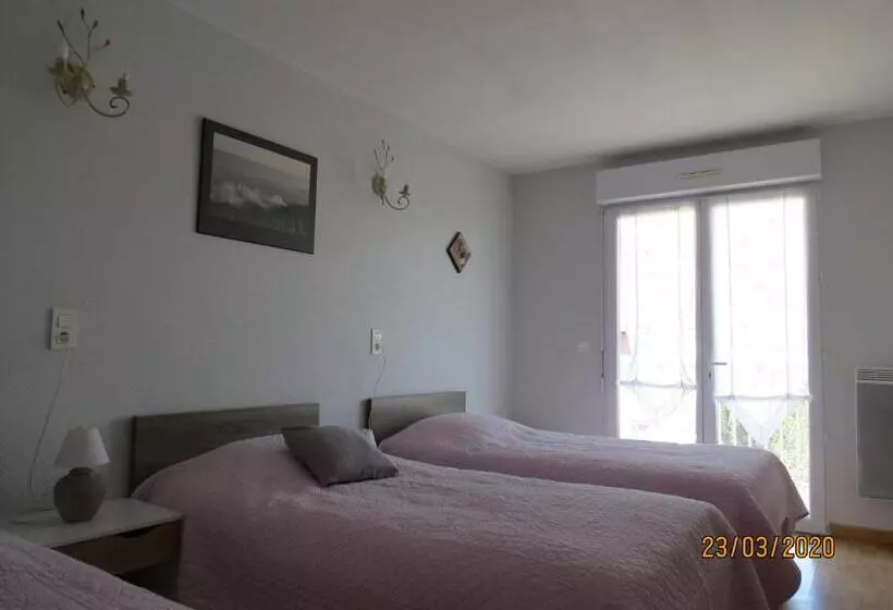 Aamiaismajoitus (B&B) Chambre D Hotes Champagne Laval Louis