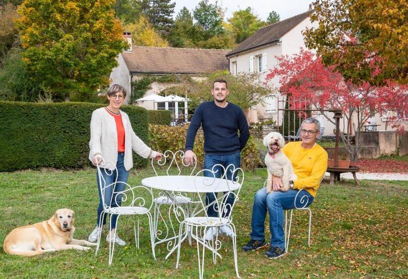 مبيت وإفطار Domaine De La Combotte