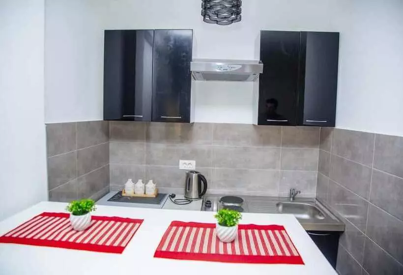 تختخواب و صبحانه Mark S Palace