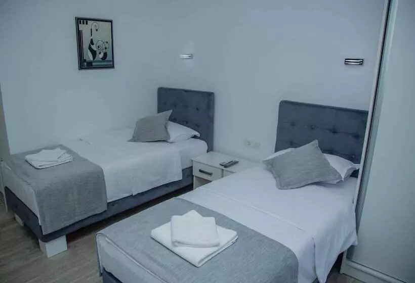 تختخواب و صبحانه Mark S Palace