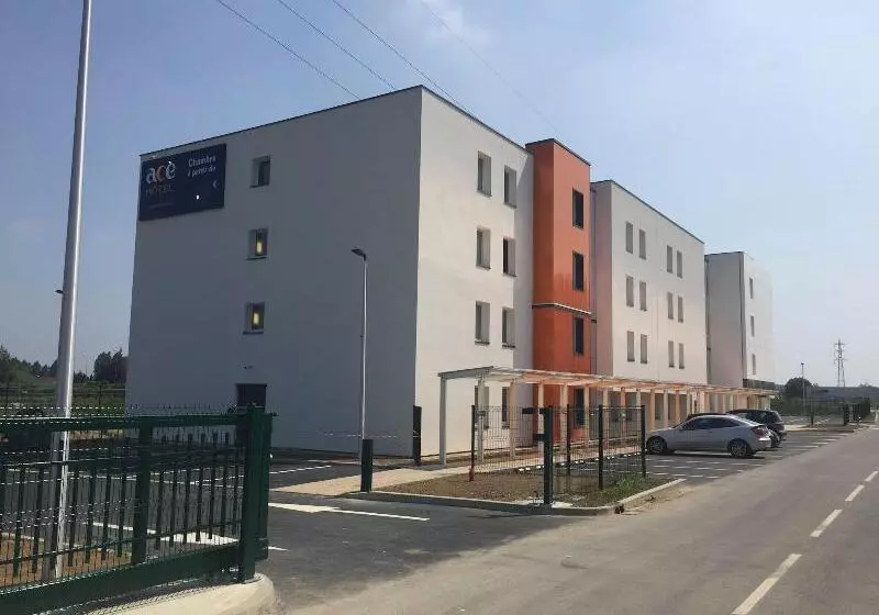 Hotel Ace Hôtel Paris Sud Villabe