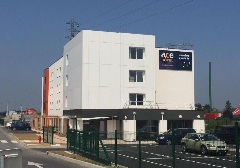 ホテル Ace Hôtel Paris Sud Villabe