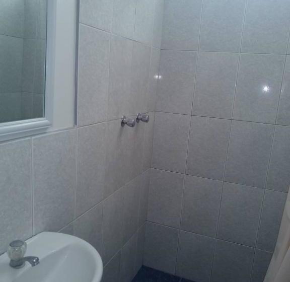 פנסיון Hospedaje Golden Inn