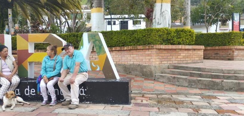 호스텔 Posada Rural Casa Del Aire