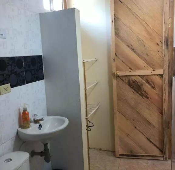 Retkeilymaja Posada Turística Quenari Wii