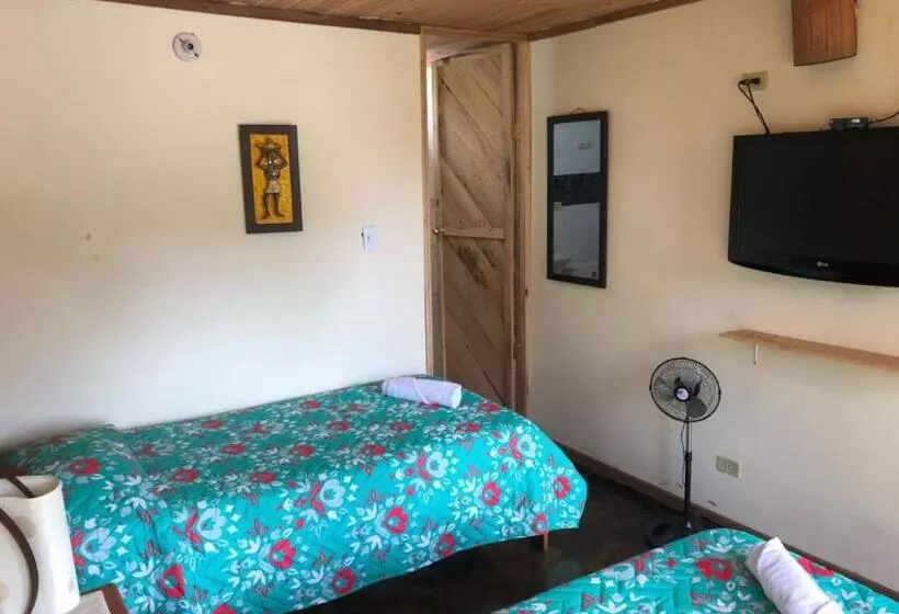 Retkeilymaja Posada Turística Quenari Wii