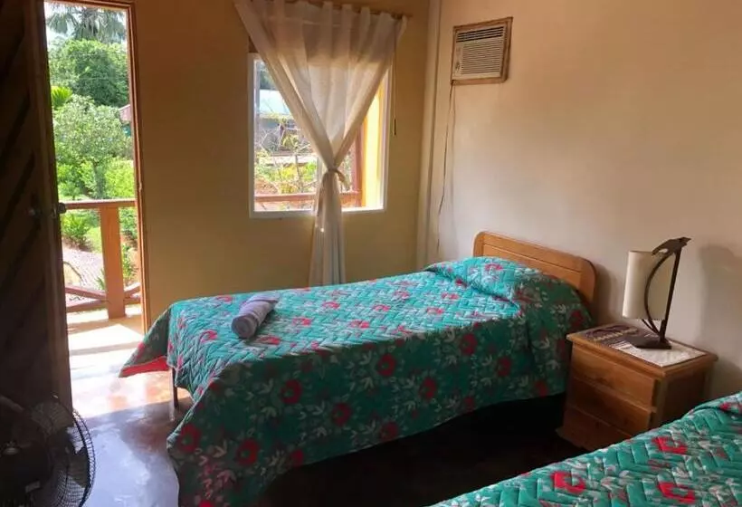 Retkeilymaja Posada Turística Quenari Wii