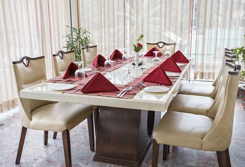 Grand Palace Hotel & Resorts Rangpur