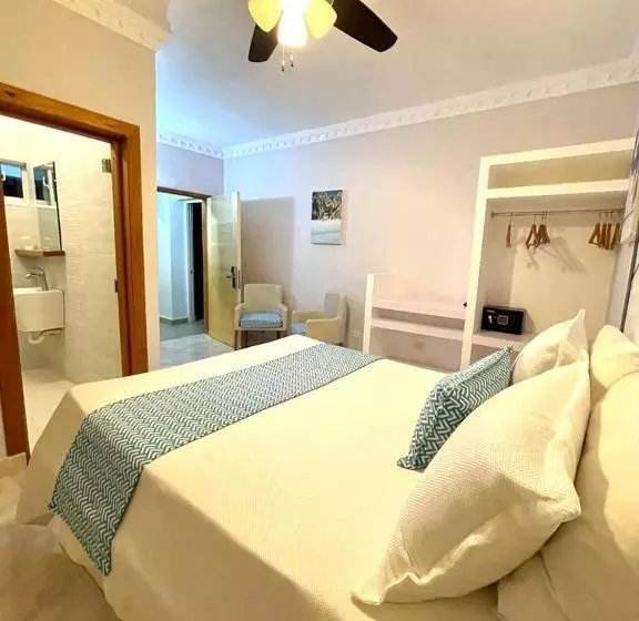هتل Sand Bay
