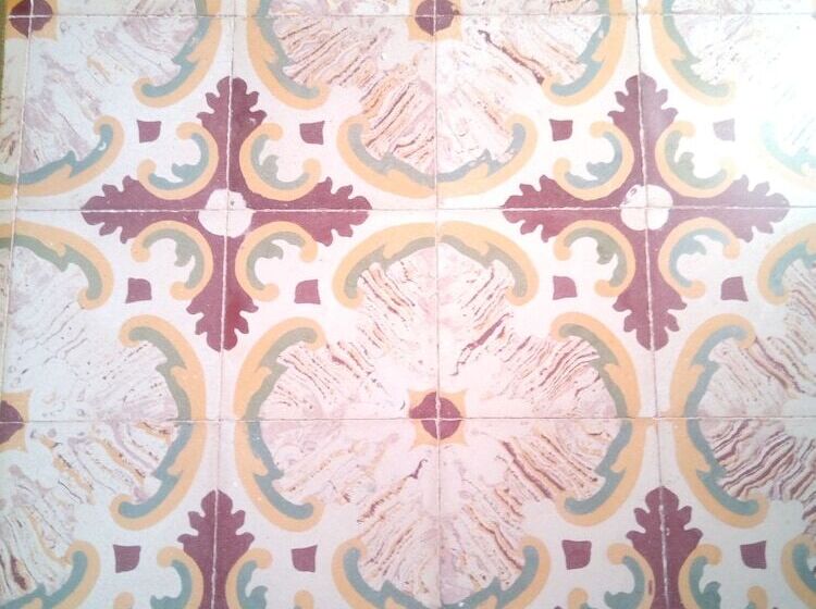 פנסיון Squadron Base