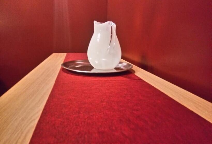 פנסיון Squadron Base