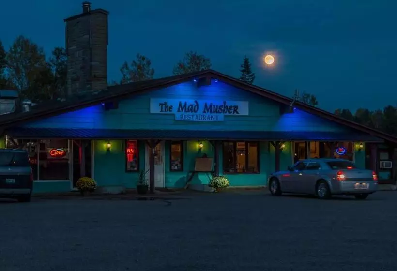 The Mad Musher   Hostel