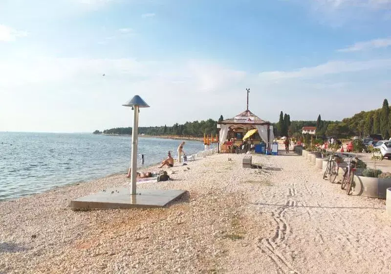 هتل Apartments Predrag