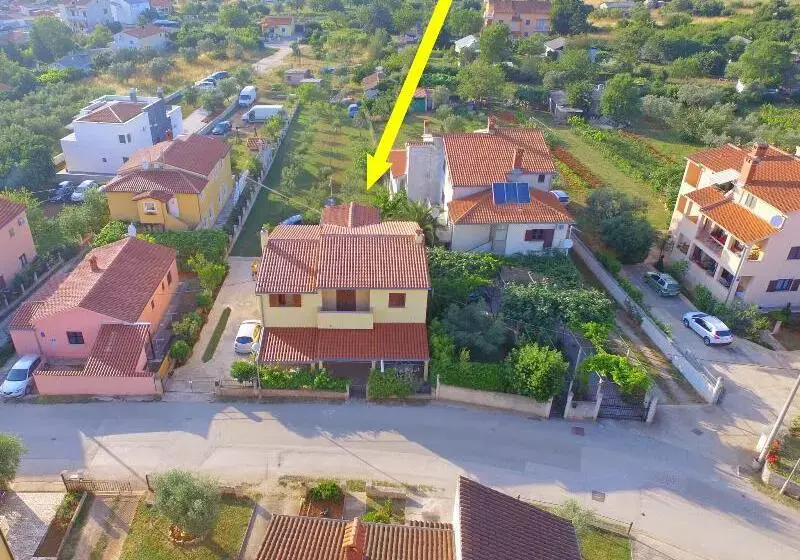 هتل Apartments Predrag