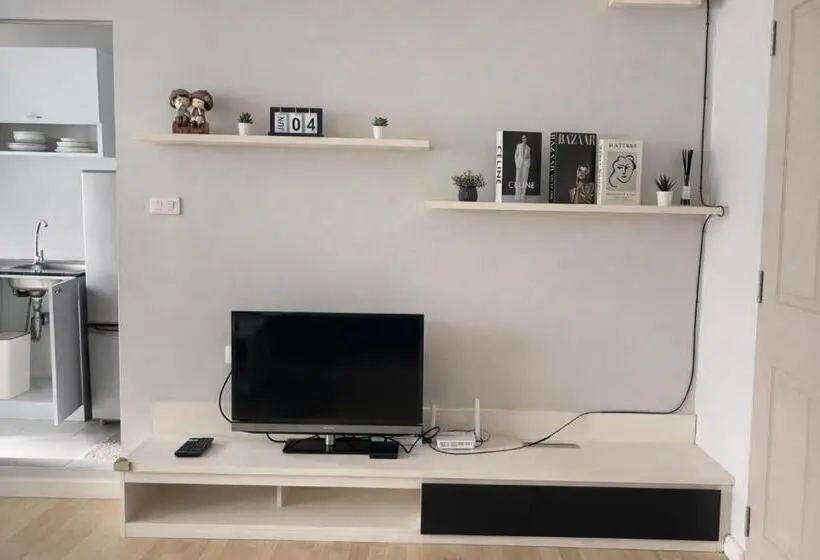 Studio Room