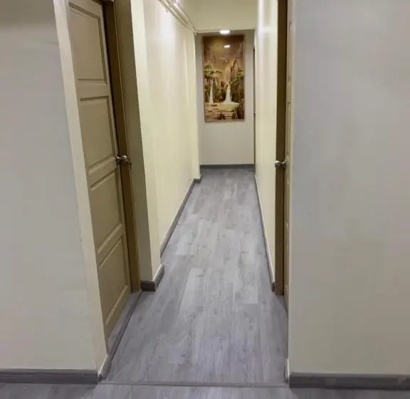 هتل Uncle Yo House