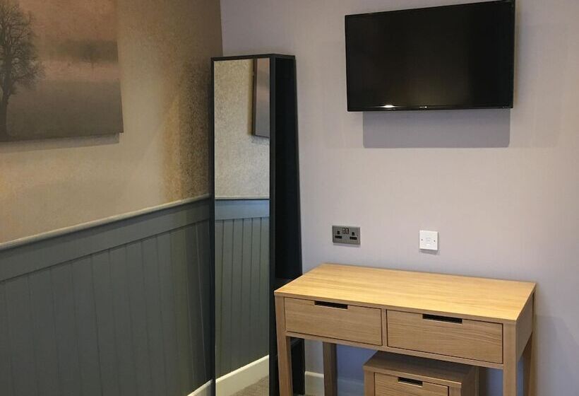 Общежитие The Tower Arms