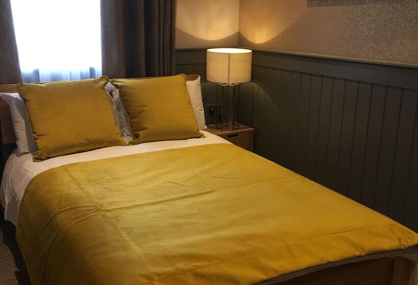 Общежитие The Tower Arms