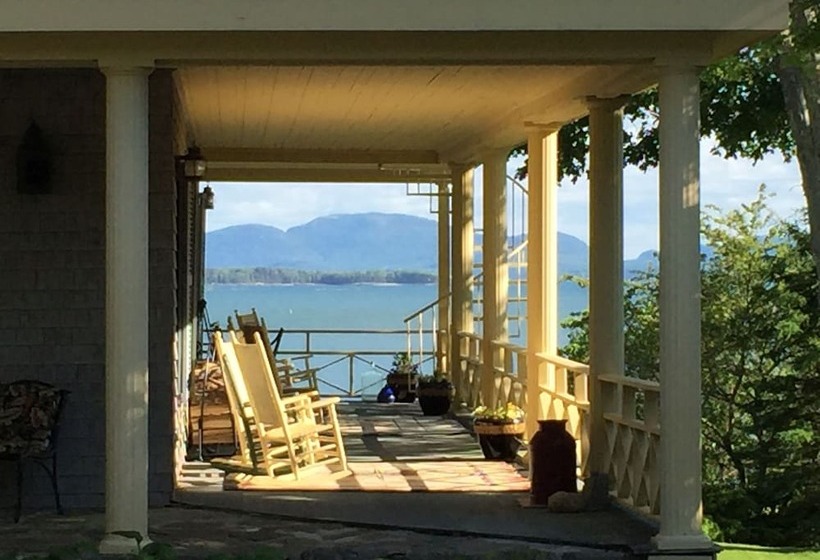 צימר Acadia Bay Inn