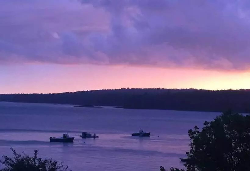 Aamiaismajoitus (B&B) Acadia Bay Inn