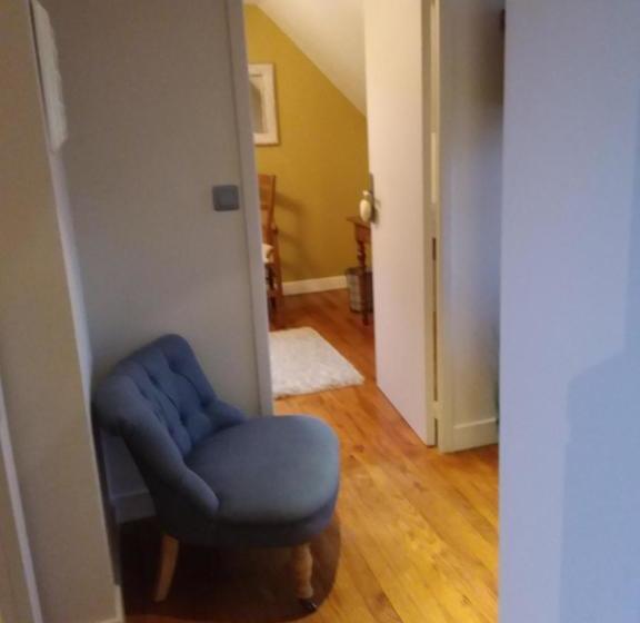 مبيت وإفطار Ferme Du Mouchel