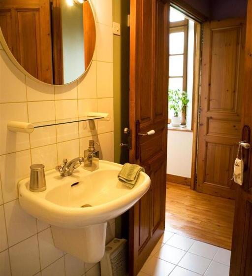 مبيت وإفطار Ferme Du Mouchel