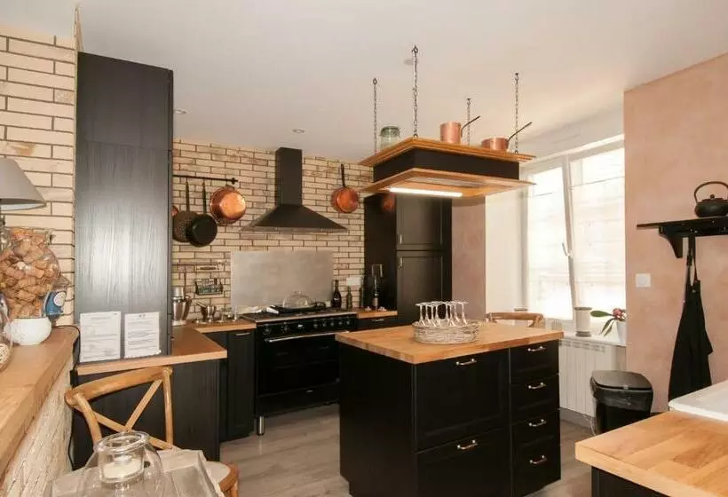 ベッドアンドブレックファースト Le Logis Aux Bulles