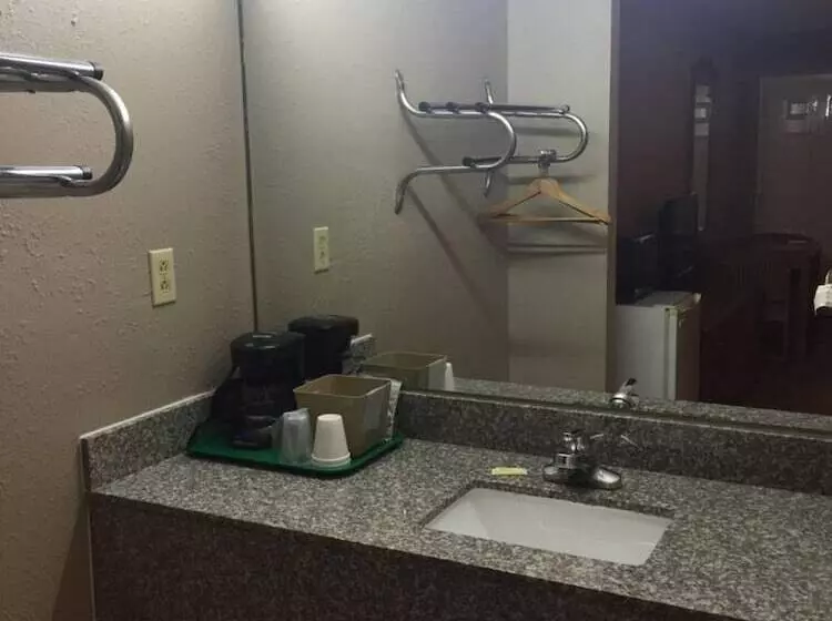 Motelli Deerfield Inn New Johnsonville