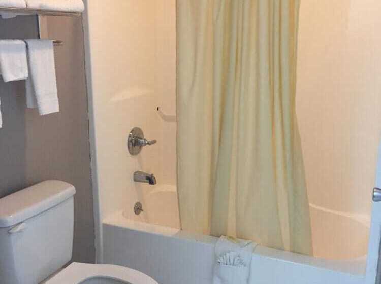 מוטל Deerfield Inn New Johnsonville