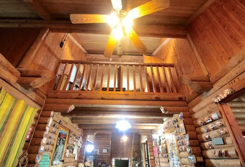 ペンション Guest House Long Island   Hostel
