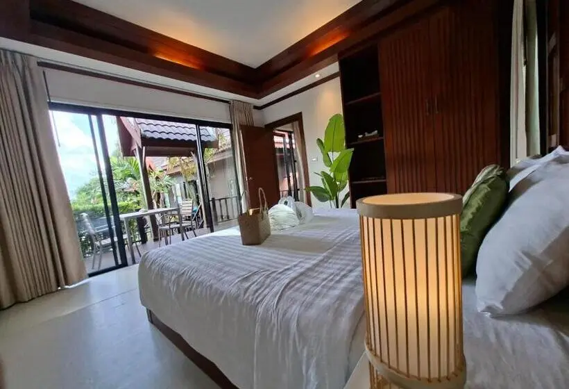 リゾートホテル Kaya Mani Villas