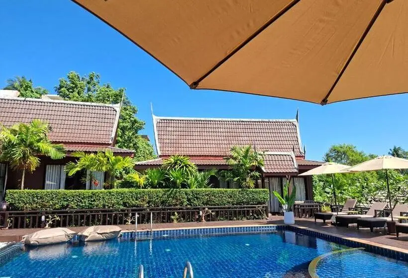 リゾートホテル Kaya Mani Villas