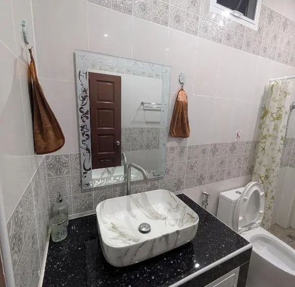 Majatalo Samakki Residence   Modern Rooms, Quiet Area, Near The Beach