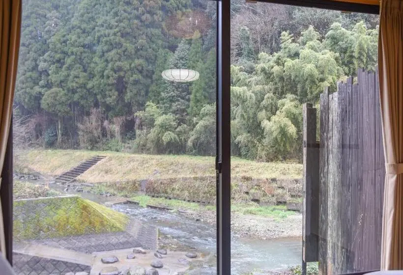 Hirayama Onsen Ryokan Kadoya
