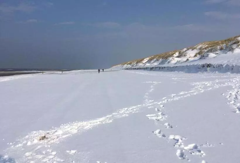 Aamiaismajoitus (B&B) Bed En Breakfast Kamers En Meer Het Spookhuis