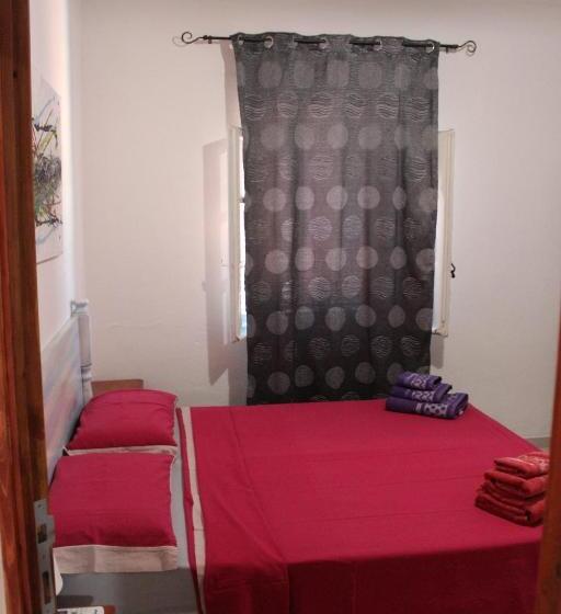 ベッドアンドブレックファースト Free Zone