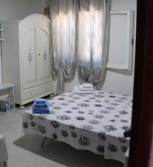 Bed and Breakfast Free Zone